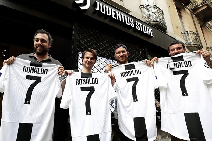Ronaldo at Juventus: One order per minute, CR7 jersey an instant hit