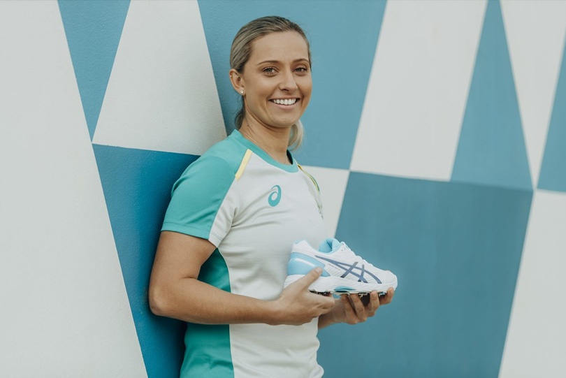 forma Adelantar Represalias Cricket Business : ASICS Australia launches world's first cricket shoe,  exclusively for women