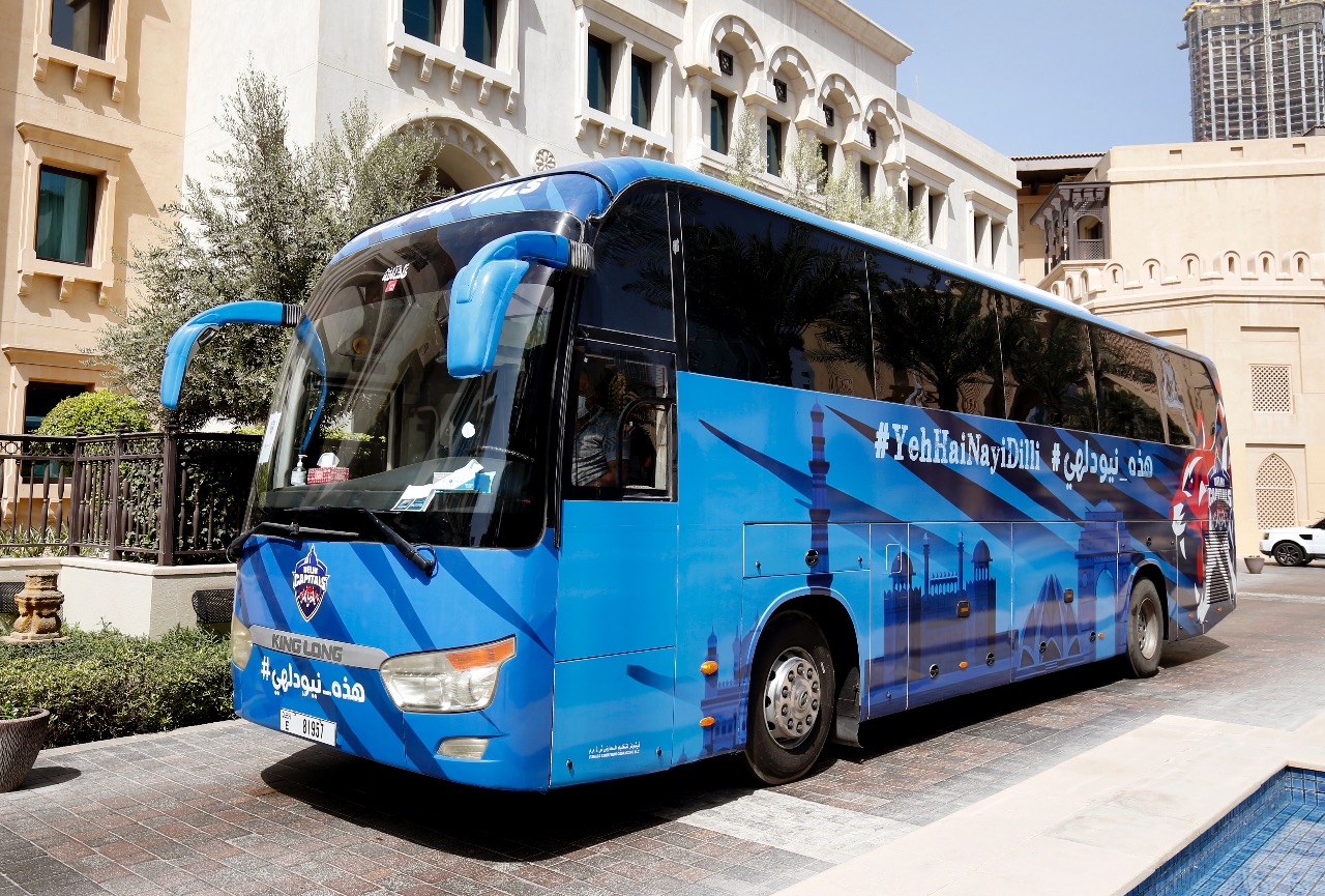 Автобус фк ювентус. Volvo bus 2021. Автобусы в шотландии. Автобусы футбольных клубов. Автобус тим.