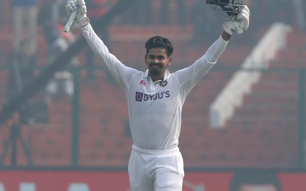 IND vs NZ Live: Shreyas Iyer becomes third consecutive Mumbaikar to score hundred on Test debut – Check out