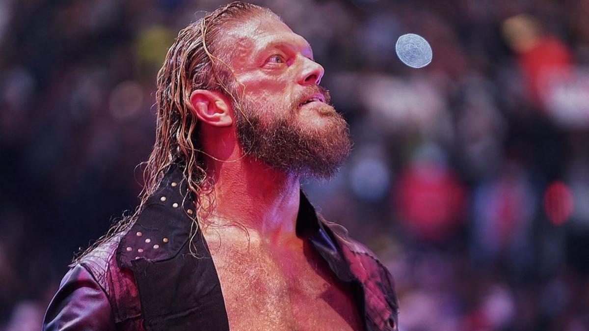 WWE Raw Predictions: 3 things that could take place on the Rated-R Superstar Edge's return
