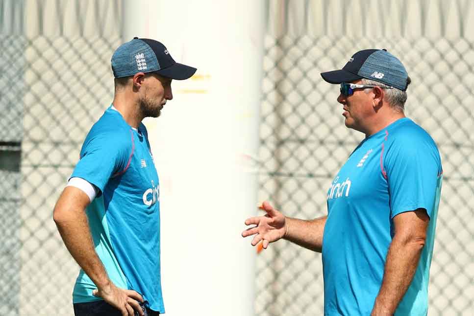 Ashes 2021-22: Chris Silverwood backs Joe Root’s comments on England bowlers, says ‘got no problem with what he said’