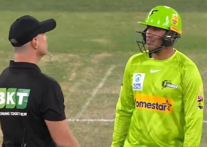 BBL: Sydney Thunders’ Usman Khawaja frustrated by match-defining controversial coach in eliminator- Watch video