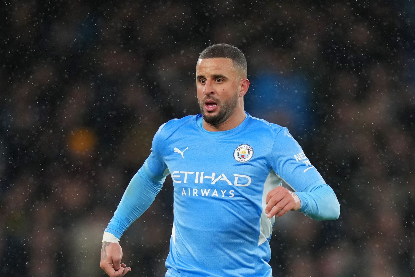Kyle Walker NAKED Manchester City lands himself in trouble, police