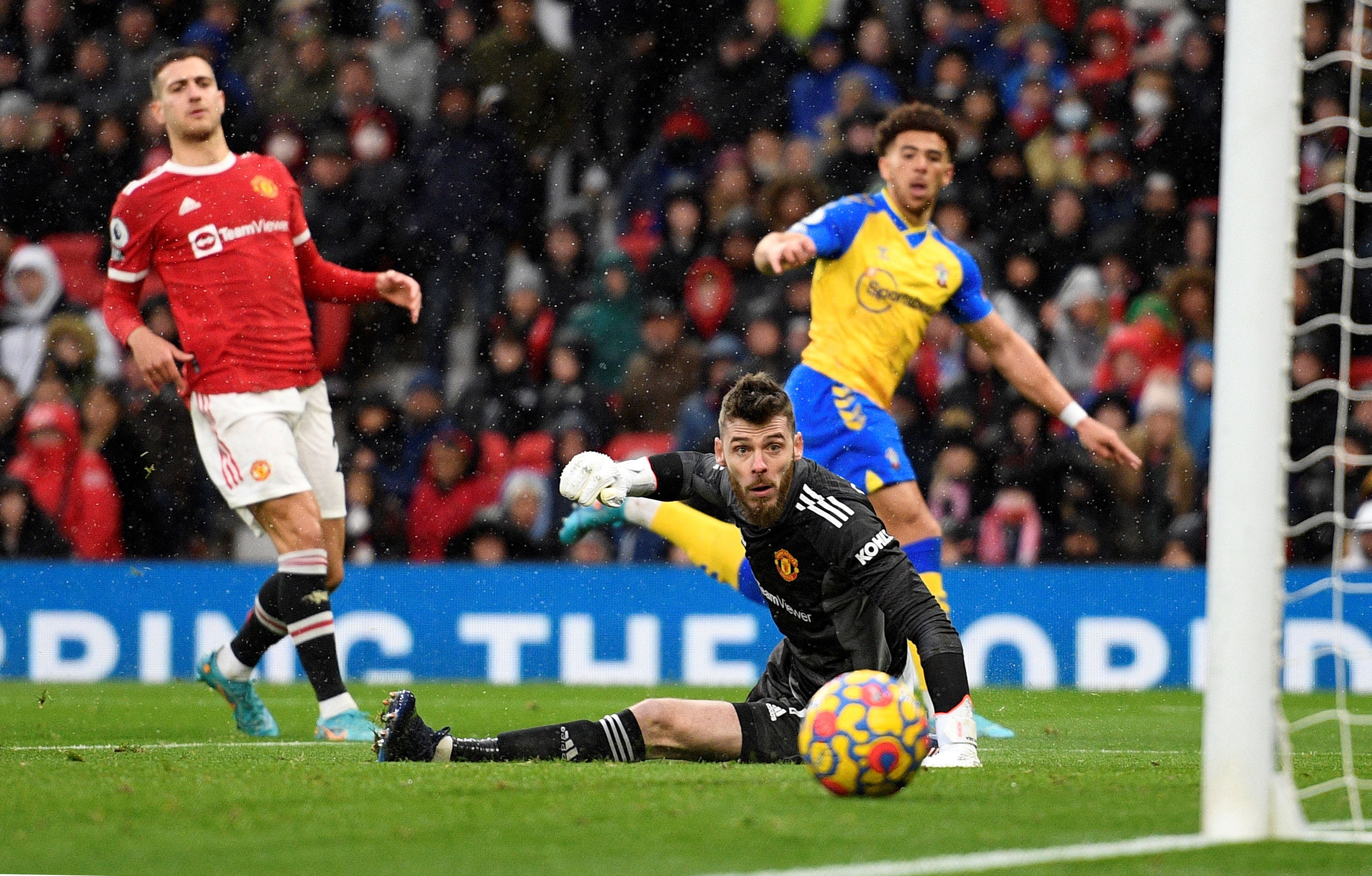 Manchester United 1-1 Southampton Highlights: Jadon Sancho scores his first Premier League goal at Old Trafford but United blow their lead once again