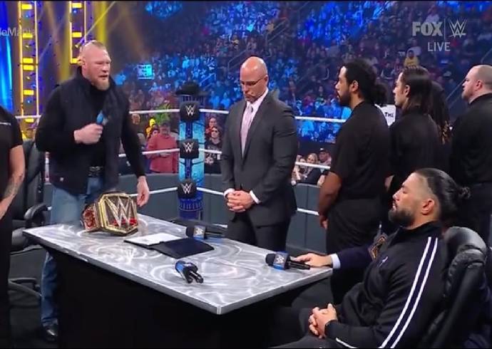 WWE Smackdown Results and Highlights: Roman Reigns and Brock Lesnar Contract Signing, Ronda Rousey exclusive interview - WWE Smackdown Live Updates