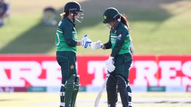 PAK-W vs BAN-W Live Score: Pakistan steady in chase of 235, Bangladesh need QUICK WICKETS: Follow ICC Women WC Live Updates