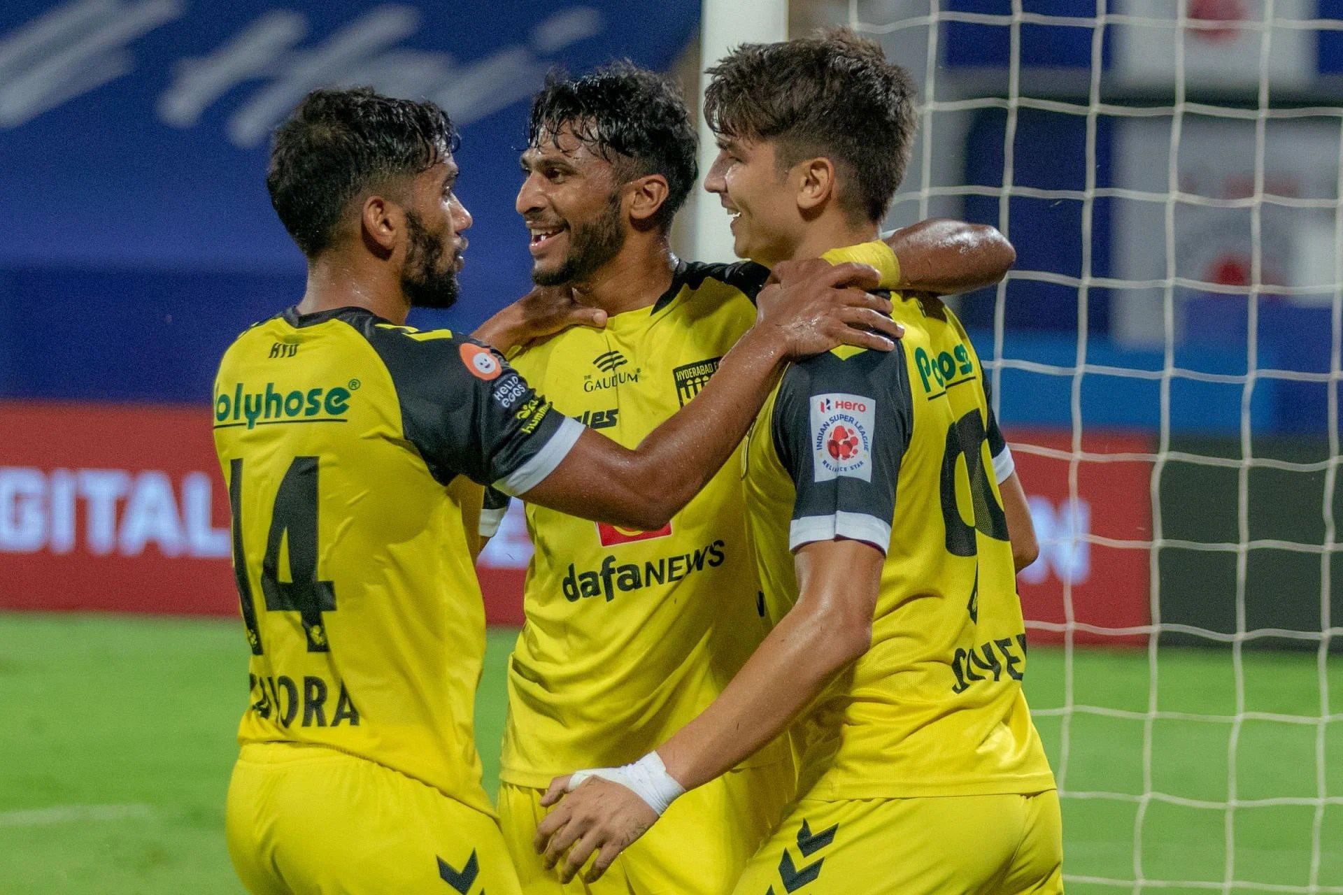 ISL 2022 final: Kerala Blasters fans unhappy as KBFC to play final vs Hyderabad FC in black and blue stripes instead of traditional yellow kit - Check why