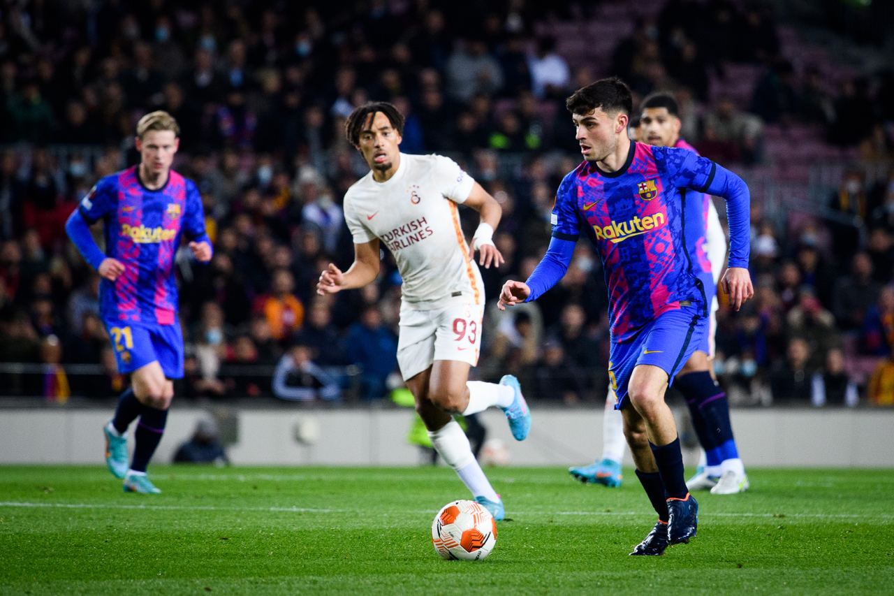 Barcelona 0-0 Galatasaray 1st Leg Highlights: Iñaki Peña on-loan from Barcelona helps Galatasaray settle for a goalless draw at the Camp Nou - Europa League Round of 16