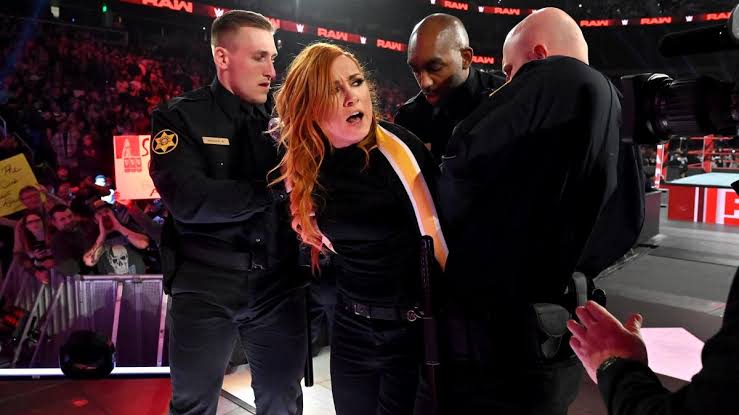 WWE Raw: Becky Lynch Taken Into Custody, Trish Stratus Reacts