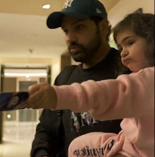IPL 2022: Proud Rohit Sharma shows his IPL trophies to little daughter, says 'PAPA won these’, CHECK OUT, Follow IPL 2022 live updates on InsideSport.IN.