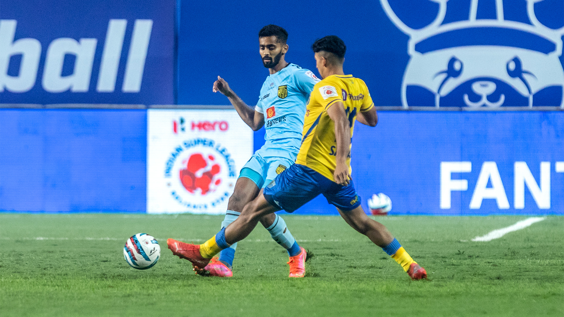 ISL Season 8: A new Indian Super League Champions will emerge as Kerala Blasters will set up finale date with Hyderabad FC