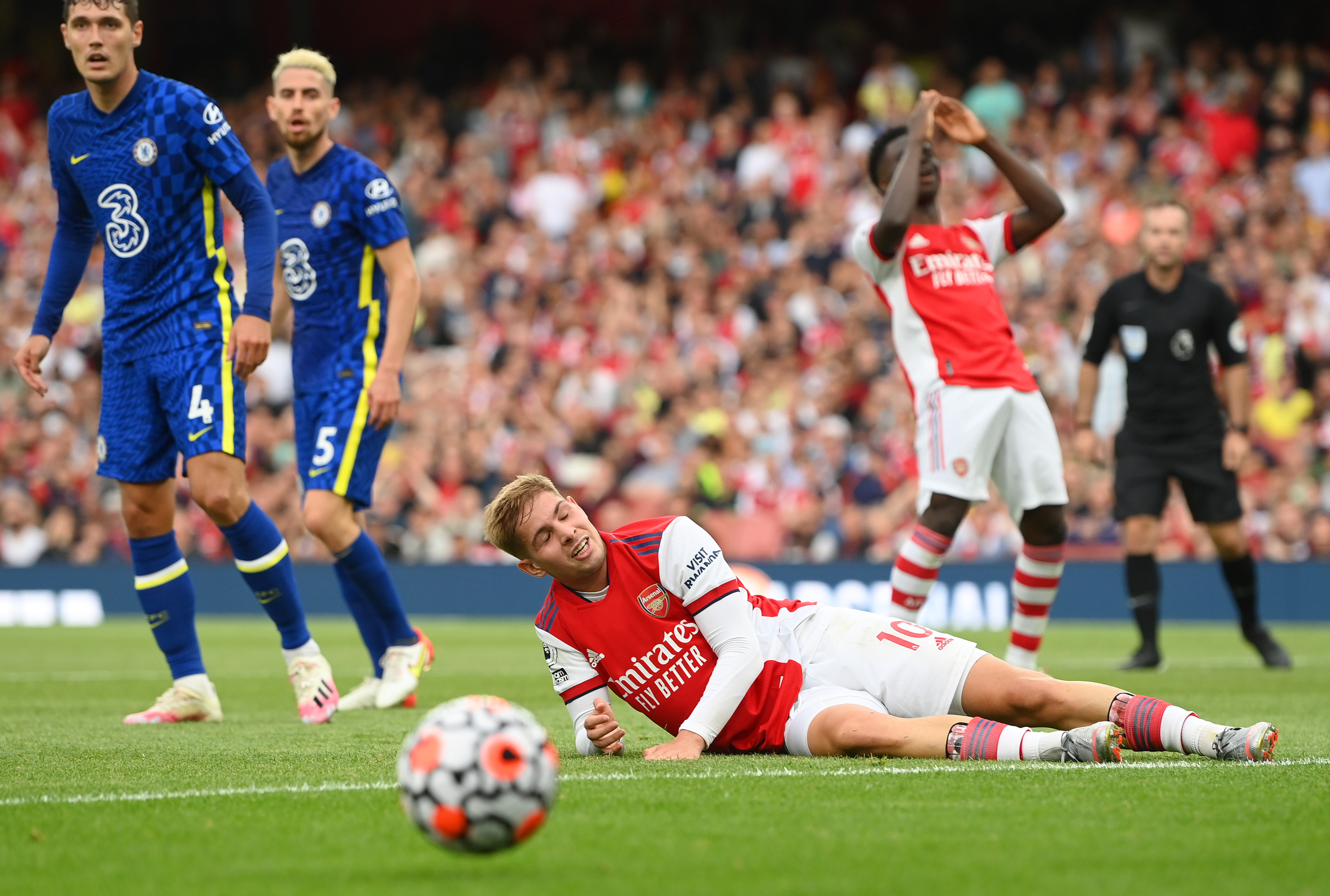 Chelsea vs Arsenal Live: A LONDON DERBY awaits, The Gunners face Chelsea in their Top 4 quest, Follow Chelsea vs Arsenal LIVE: Check Team News, Predictions, Live Streaming