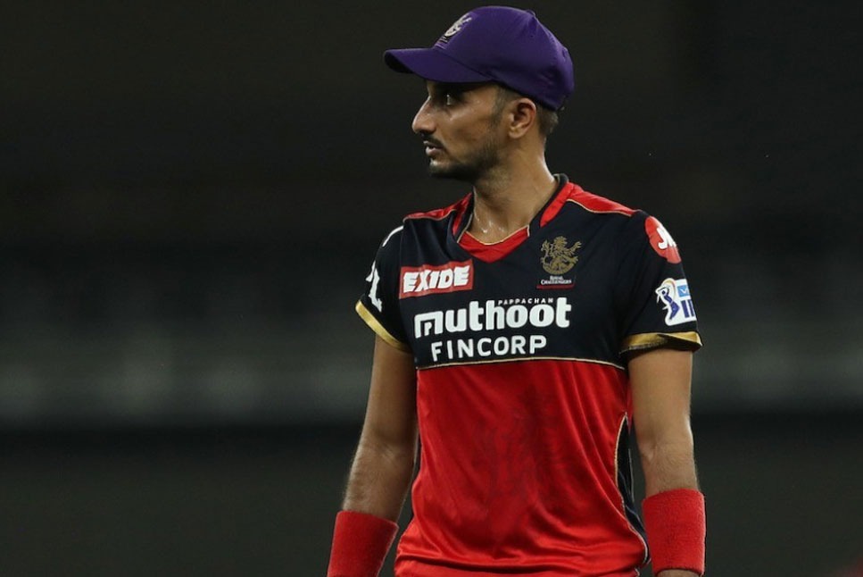 DC vs RCB Live: BIG boost for RCB, Harshal Patel rejoins Royal Challengers Bangalore camp ahead of DC match - Follow Live Updates