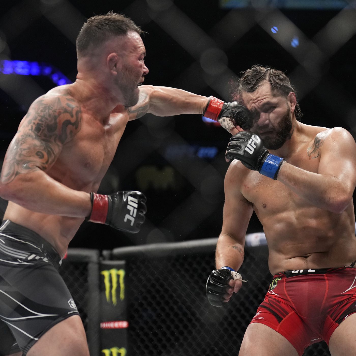 UFC: Colby Covington punching Jorge Masvidal
