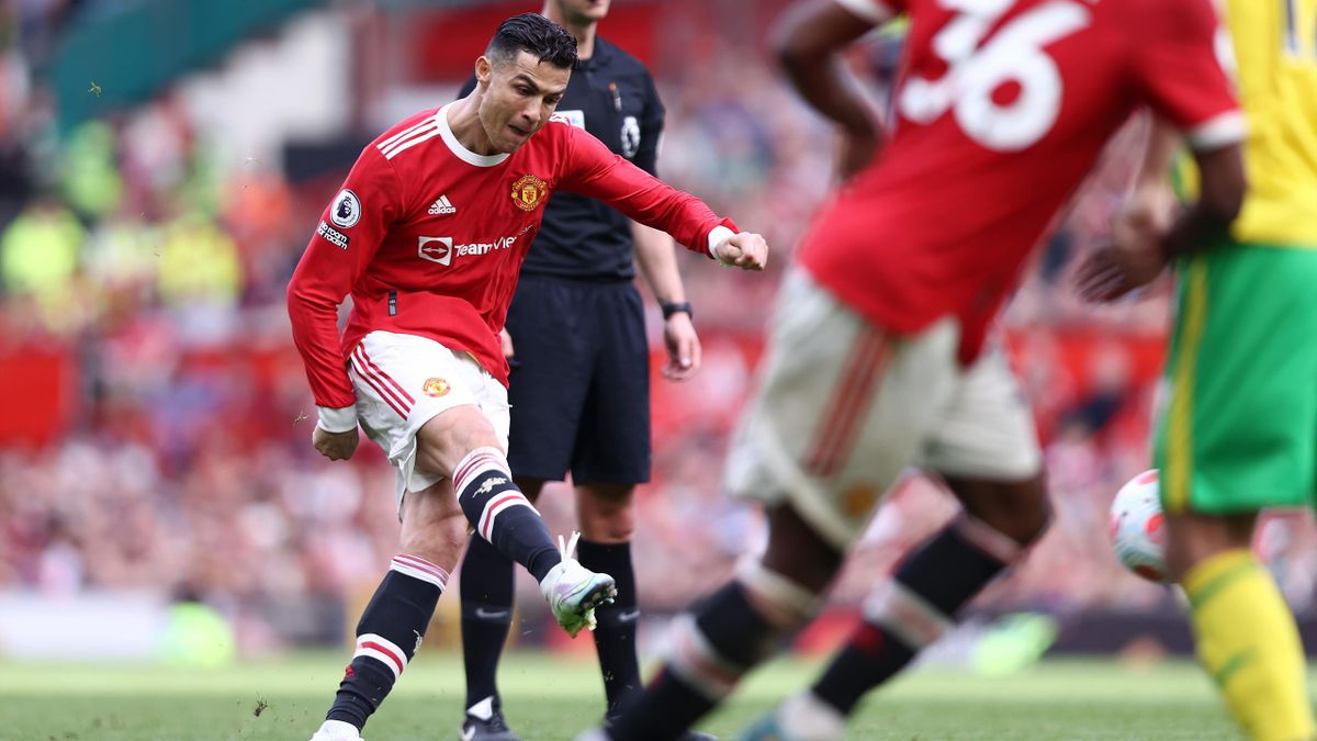 Premier League Awards: Manchester United star Cristiano Ronaldo wins April Premier League Player of the Month, Overtakes Wayne Rooney's record - Check out