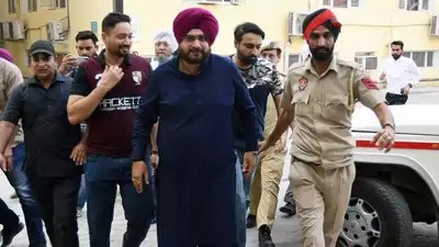Navjot Sidhu in JAIL: Sidhu jailed in Barrack No. 10, will be Qaidi no 241383, refuse to take meals on Day 1: Check DETAILS