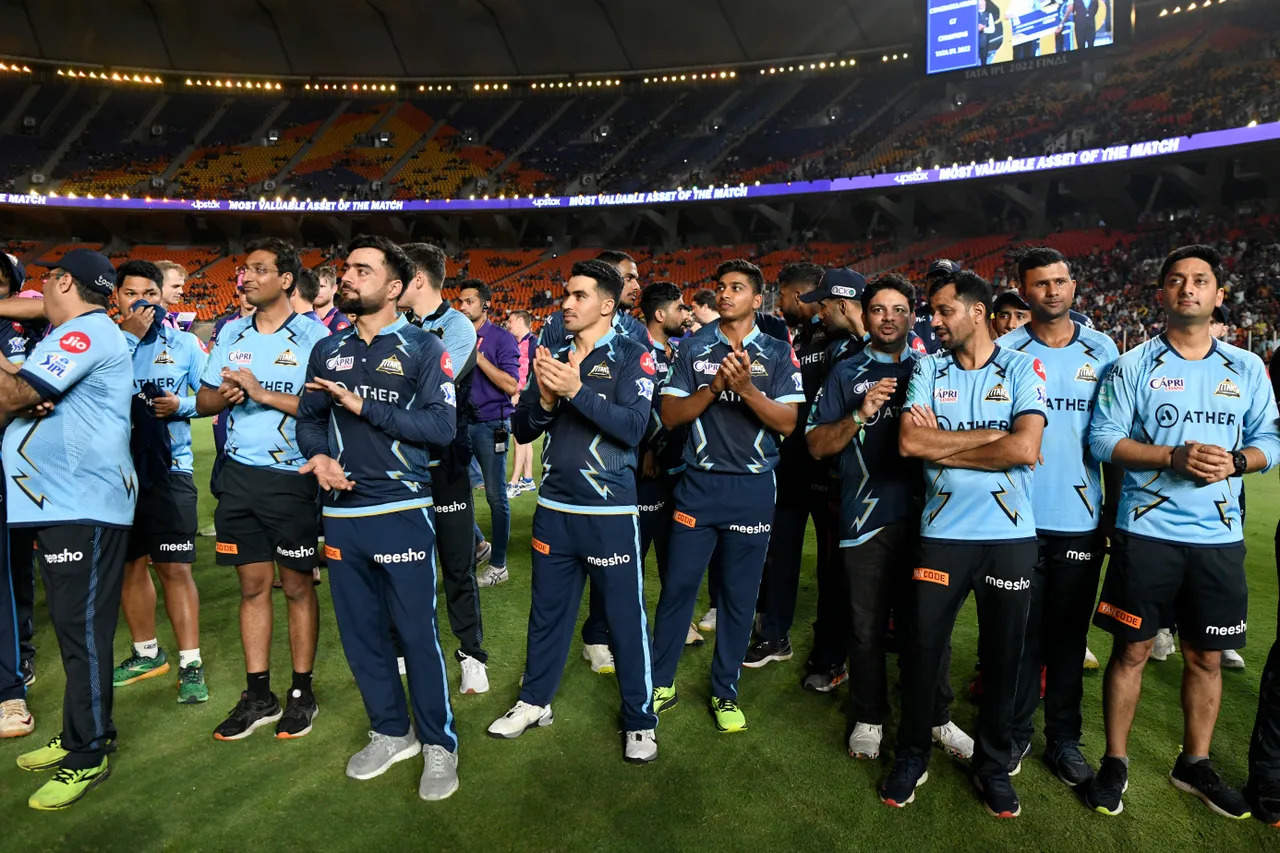 IPL 2022: Bintang Gujarat Titans menyapa penggemar di road show