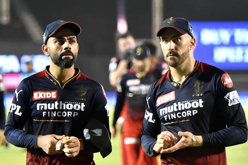 IPL 2022: RCB skipper Faf du Plessis feels Virat Kohli trying to see lighter side of things despite getting out in every possible manner