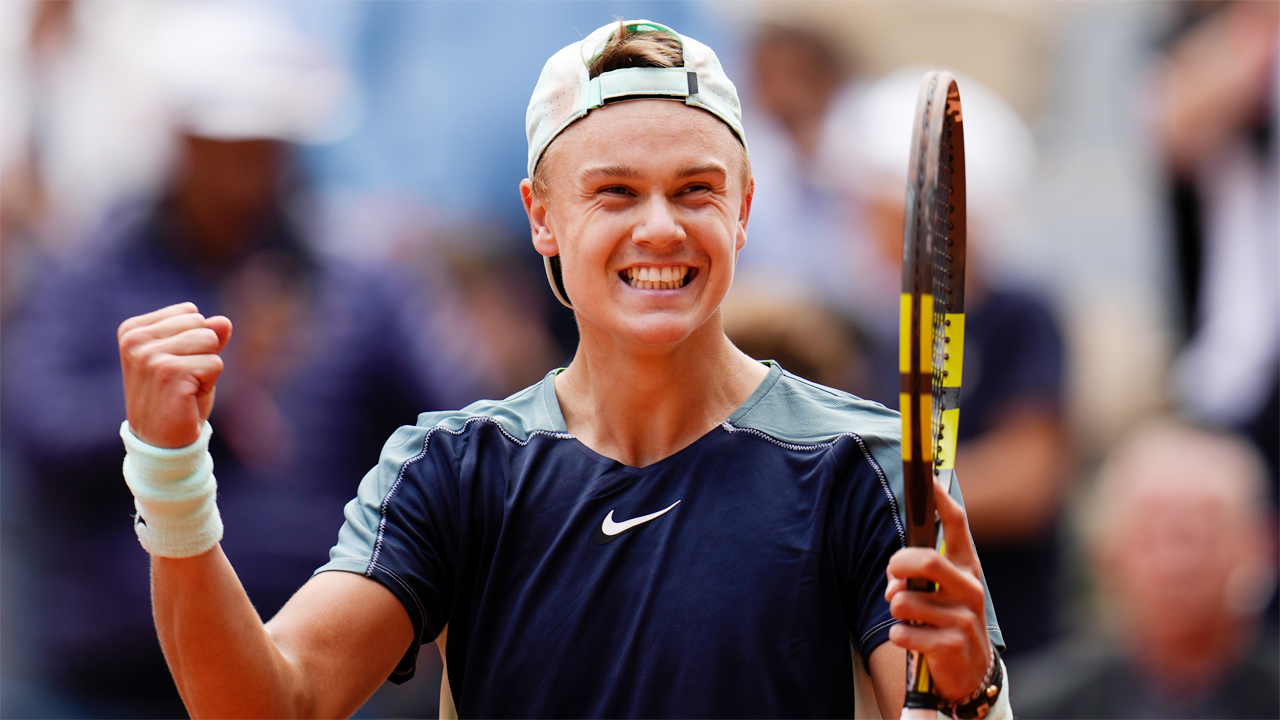 French Open 2022 LIVE: 19-year old Holger Rune creates history, defeats World No.4 Stefanos Tsitsipas in fourth round to reach maiden Grand Slam quarterfinals