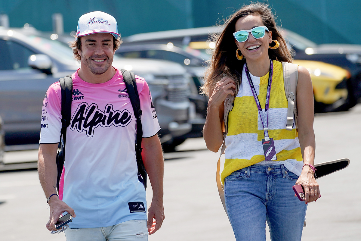 Formula 1: GLAMOROUS girlfriend of Fernando Alonso
