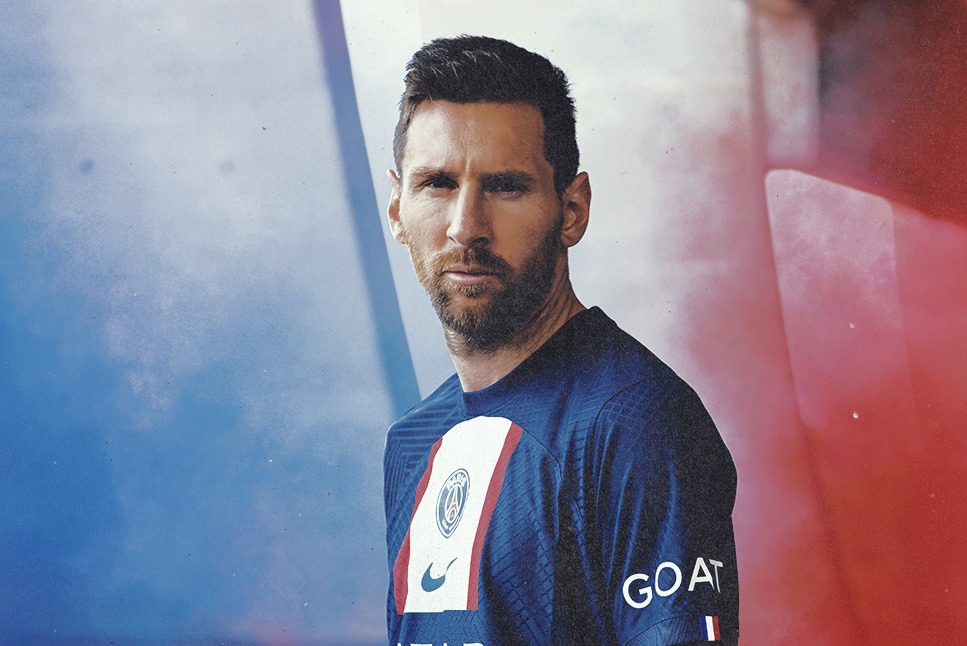 PSG New Home kit 2022/23: Lionel Messi and Kylian Mbappe don Paris Saint-Germain's new Home kit for Ligue 1 2022/23 season by Nike, Check Pictures