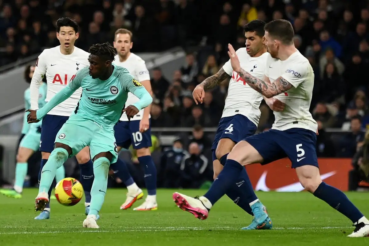 Premier League Transfer: SPURS on the PROWL! Tottenham Hotspur complete third signing, Yves Bissouma joins from Brighton