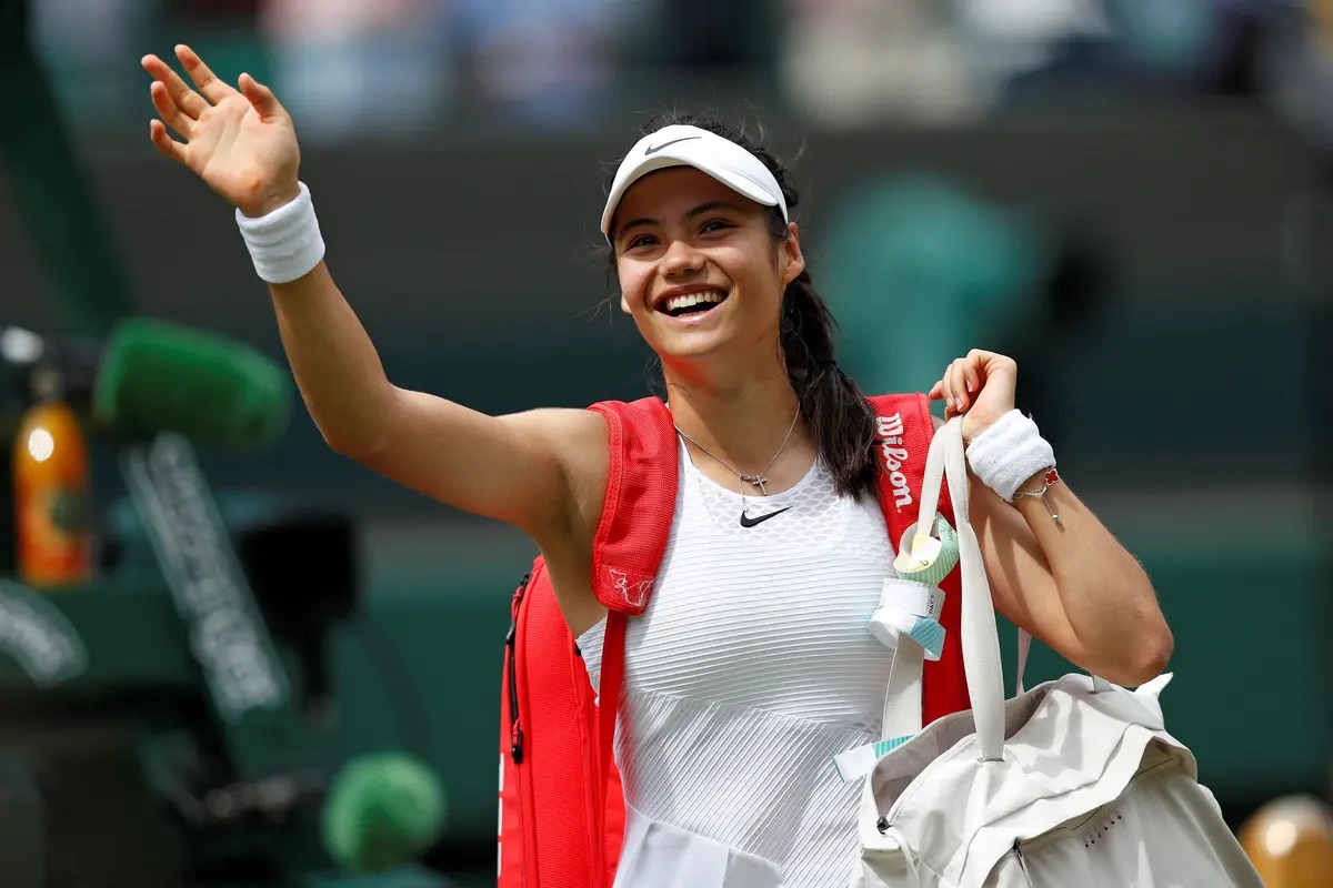 Wimbledon 2022 LIVE: Home Favourite and US Open Champion Emma Raducanu all set to make Wimbledon center Court debut, reflections of Sampras and Federer go viral on the eve- Check Out