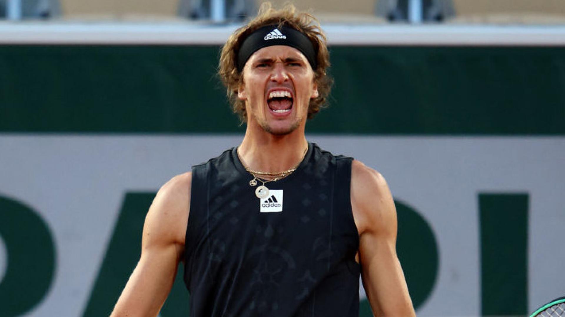 French Open Quarterfinals LIVE: Alexander Zverev defeats Carlos Alcaraz in a four set thriller to advance to French Open semifinals