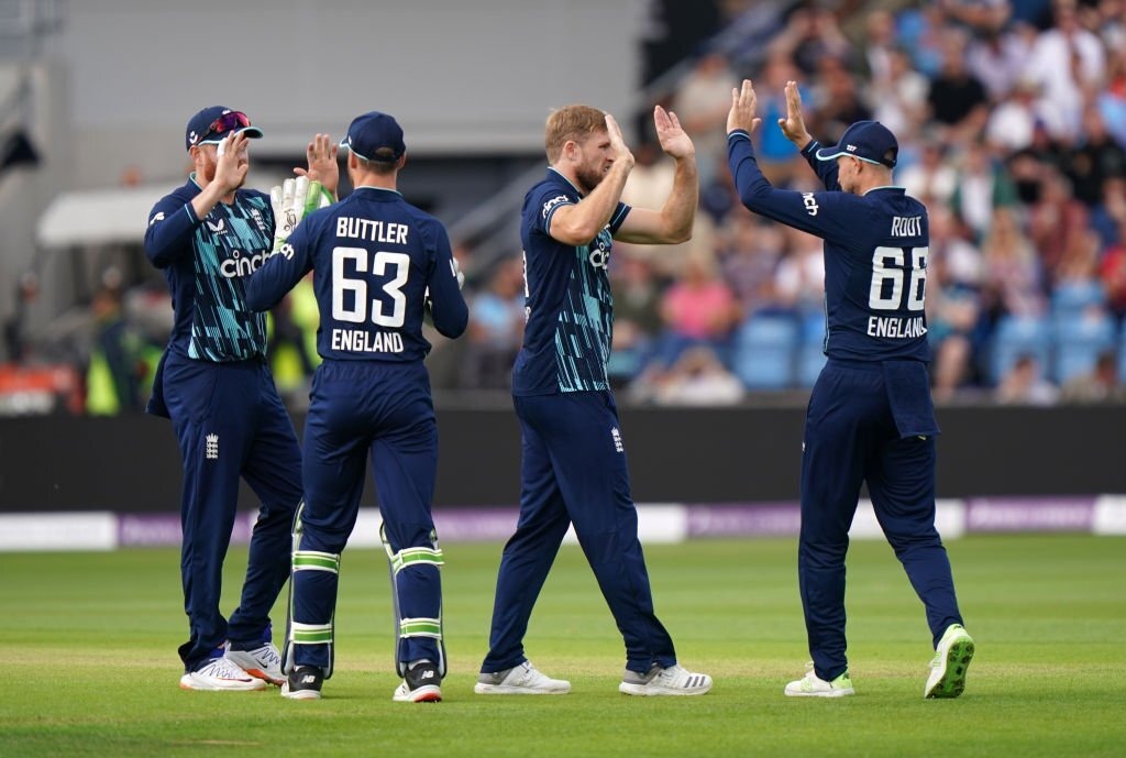 ENG vs SA Live score: David Willey strikes for England, Malan gone for 11, South Africa are 24/1, Follow ENG vs SA 3rd ODI Live updates
