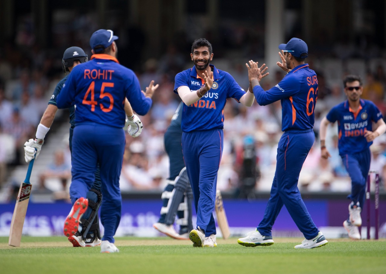 IND vs ENG LIVE: Jasprit Bumrah ROCKS England's Top-Order, Scalps 4-wicket haul in Opening spell- Watch Video
