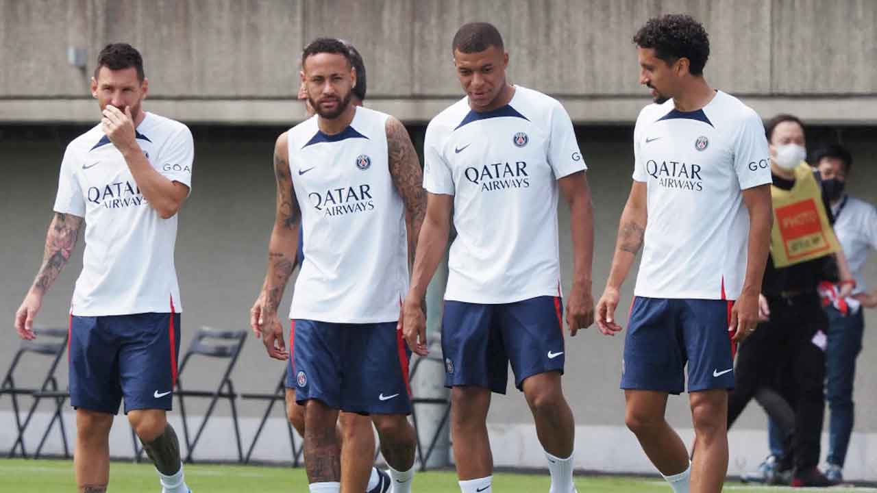 Psg Pre Season Japan Tour 22 Messi And Mbappe Attract Large Number Of Fans In Tokyo