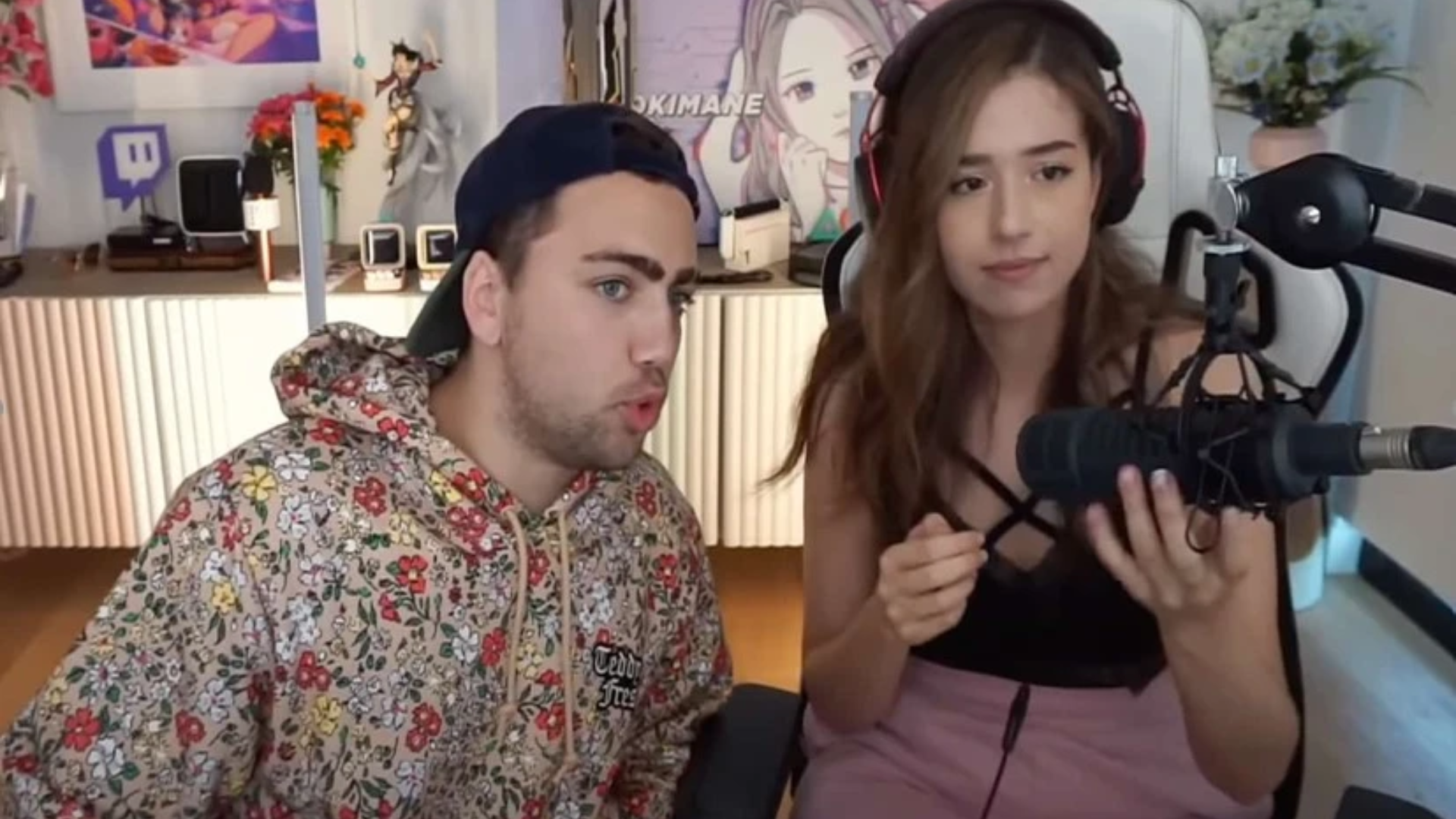 Pokimane laughs off Mizkif's song about her drama with 39daph - Dexerto