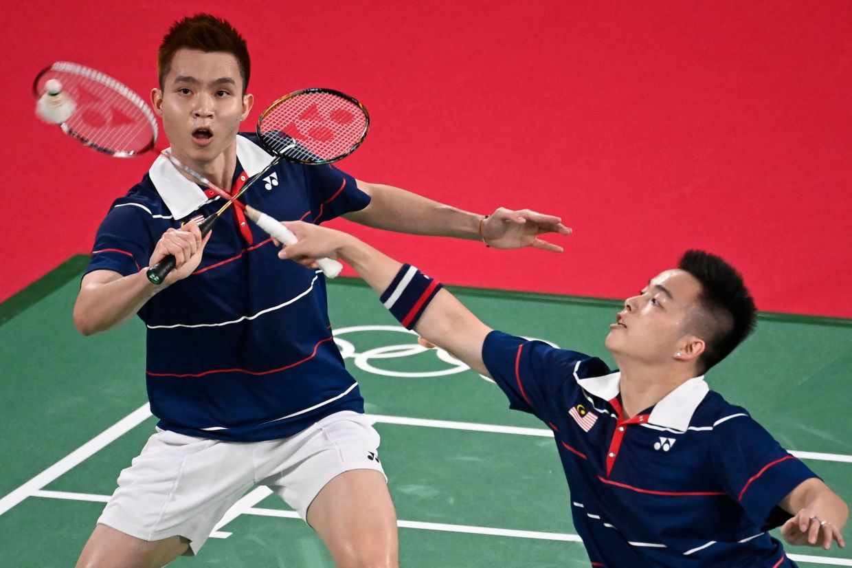 Kejuaraan Dunia Bulu Tangkis - Final LANGSUNG: Kejuaraan Dunia 1 Victor Axelsen dan Akane Yamugachi Al Ain bersiap untuk bermain di final - ikuti pembaruan langsung 