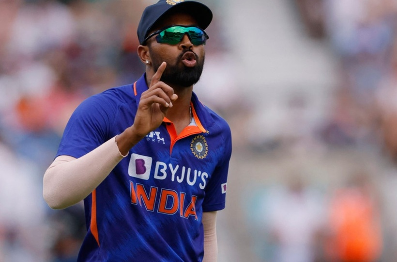 Asia Cup 2022: Hardik Pandya gets a cool haircut from his favorite hairstylist Aalim Hakim before Asia Cup begins in UAE - Follow Asia Cup 2022 Live Updates