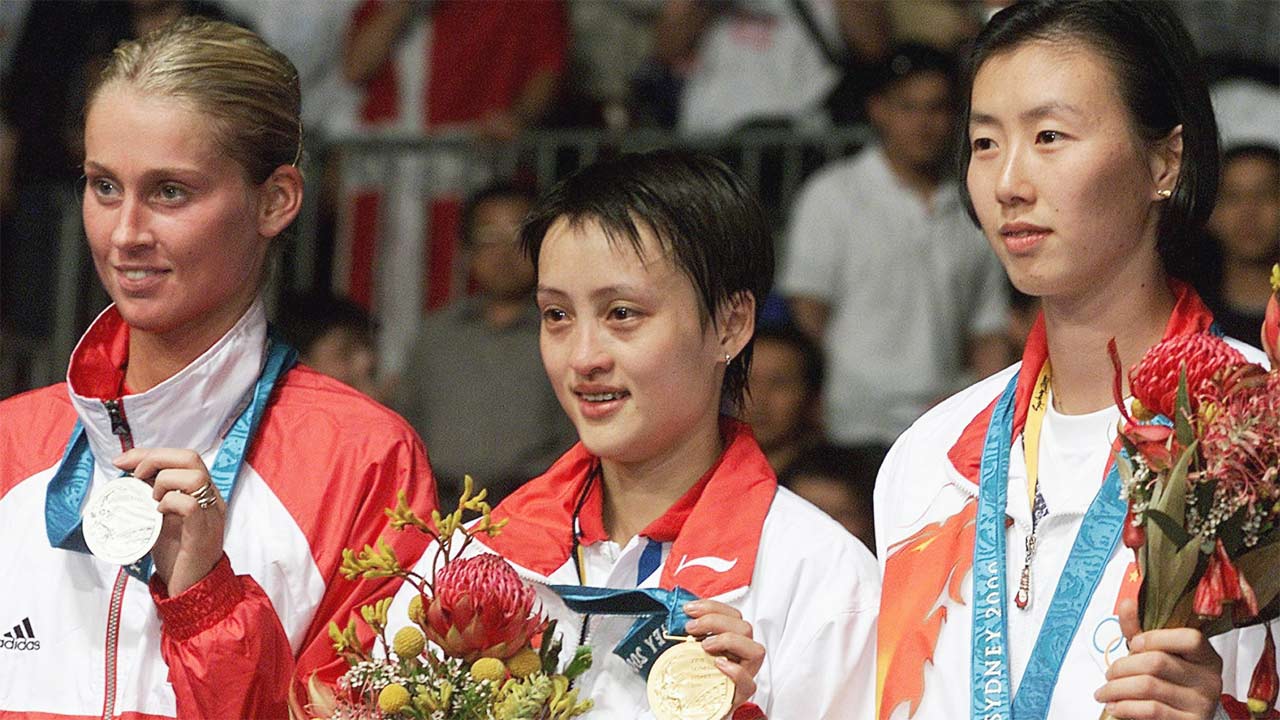 Corruption at Olympics: Former World No.1 Ye Zhaoying says Chinese government ordered her to throw 2000 Olympics semi-foinal, says 'They told me not to let it look like I was losing on purpose'