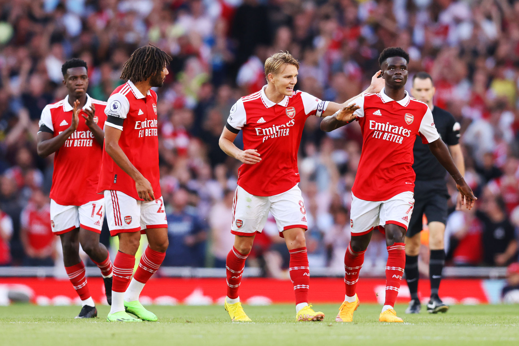 spøgelse fællesskab boliger Arsenal vs Fulham Highlights: Gunners beat Fulham 2-1 as Gabriel scores the  winning goal at the Emirates
