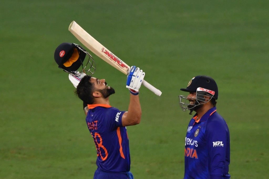 IND vs AUS LIVE: Virat Kohli ve Suryakumar Yadav'ın ağlarda yan yana vuruşunu izleyin, Hindistan - Avustralya 1. T20'nin önünde harika şutlar oynayın, Videoyu İzleyin