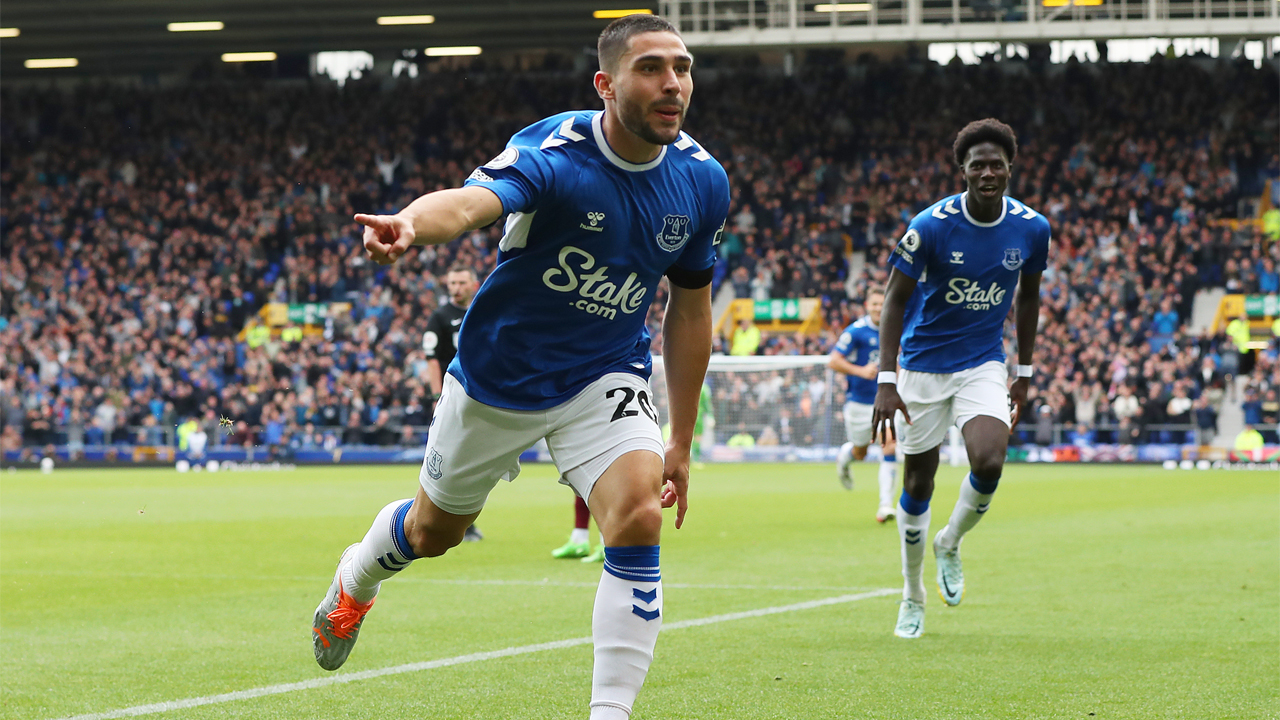 premier-league-everton-bag-crucial-win-as-neil-maupay-strike-earns-toffees-three-points-check-highlights