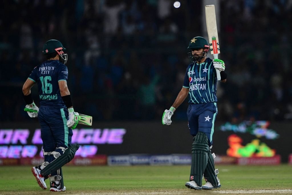 PAK vs ENG LIVE: Babar Azam ROARS back to form ahead of T20 World Cup, Slams 62-ball century against England - Check Out