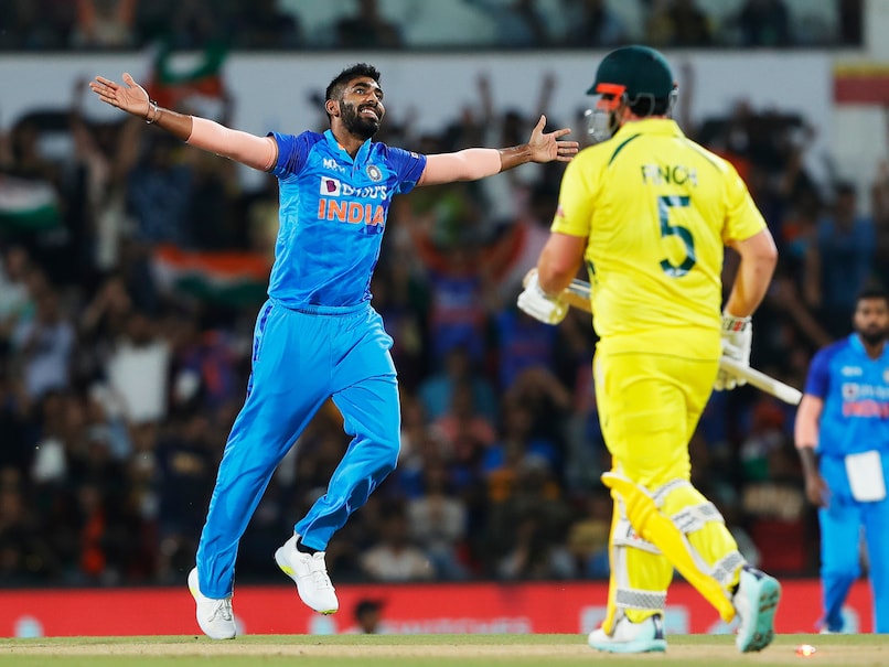 India T20 WC Squad: Mohd Shami set to be promoted to India's 15-member ICC T20 World Cup squad, Deepak Chahar and Umesh Yadav on standby, Follow LIVE Updates ICC T20 WC 2022 