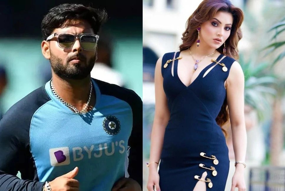 T20 World Cup: Urvashi Rautela arrives in Australia after 'following her heart' ahead of ICC T20 WC 2022, Fans TAG Rishabh Pant in photos - CHECK Out 