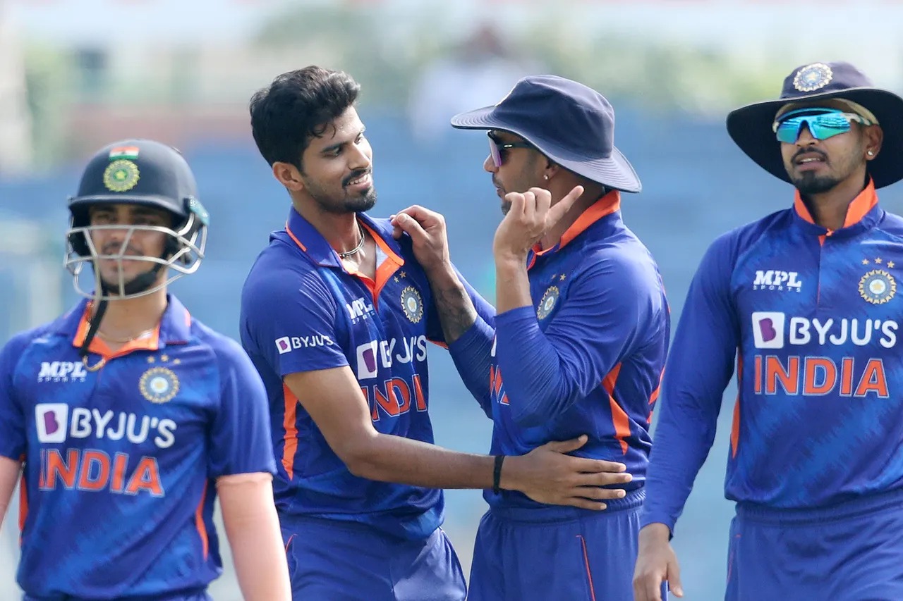 India Memainkan XI vs BAN: Rohit Sharma menghadapi teka-teki tingkat menengah saat Rahul, Shreyas, Rishabh Pant berjuang untuk tempat soliter saat jalan menuju WC 2023 dimulai -Ikuti Pembaruan LANGSUNG