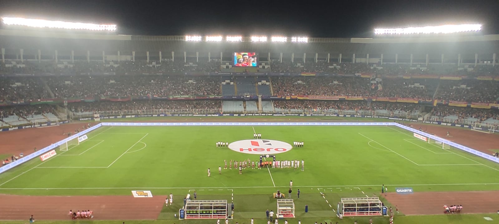 ATKMB vs EBFC: HEARTBROKEN East Bengal, Loyal PASSES away midway during Kolkata derby due to Heart attack - Check out