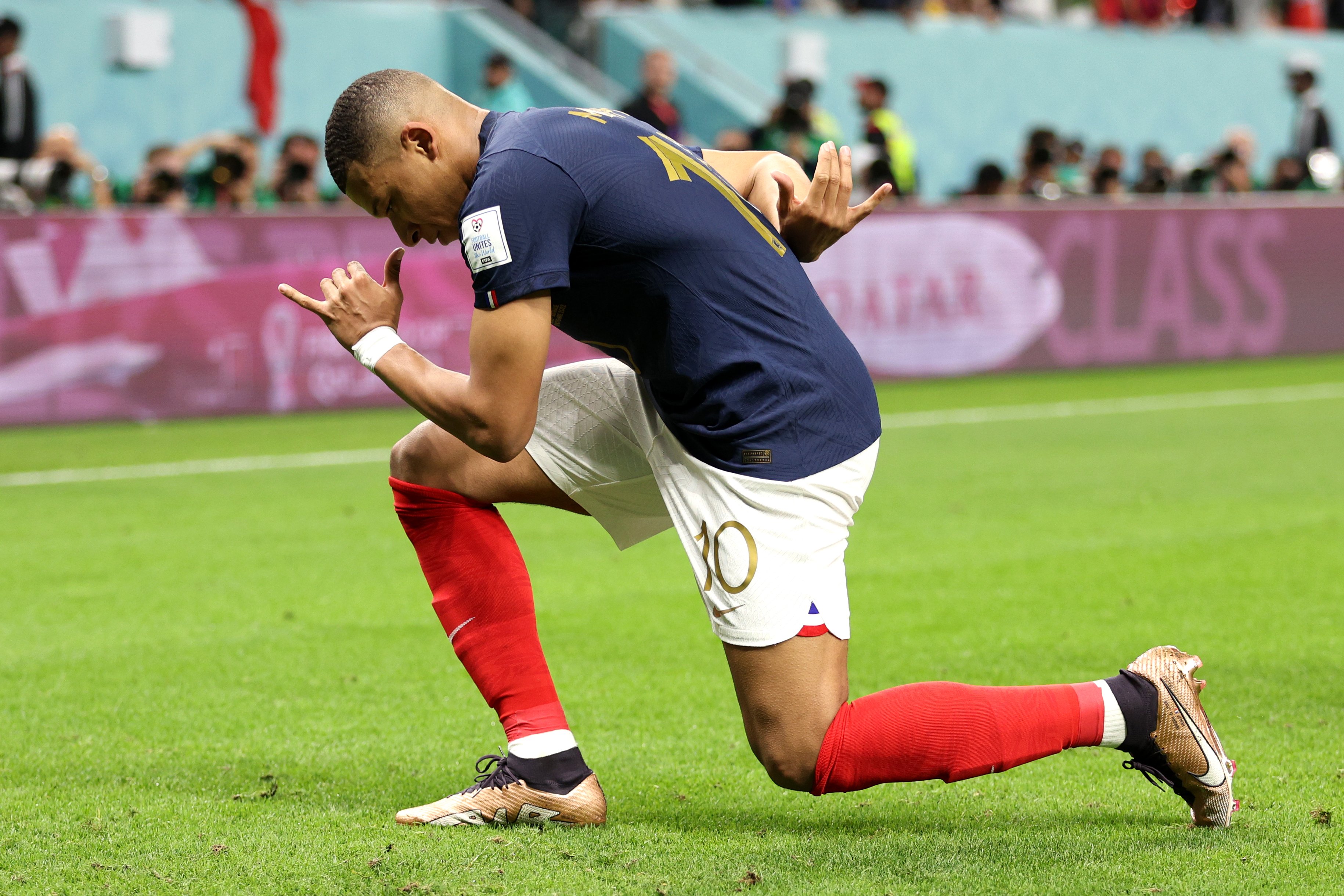 FIFA WC Golden Boot Kylian Mbappe PIPS Lionel Messi to WIN Golden Boot