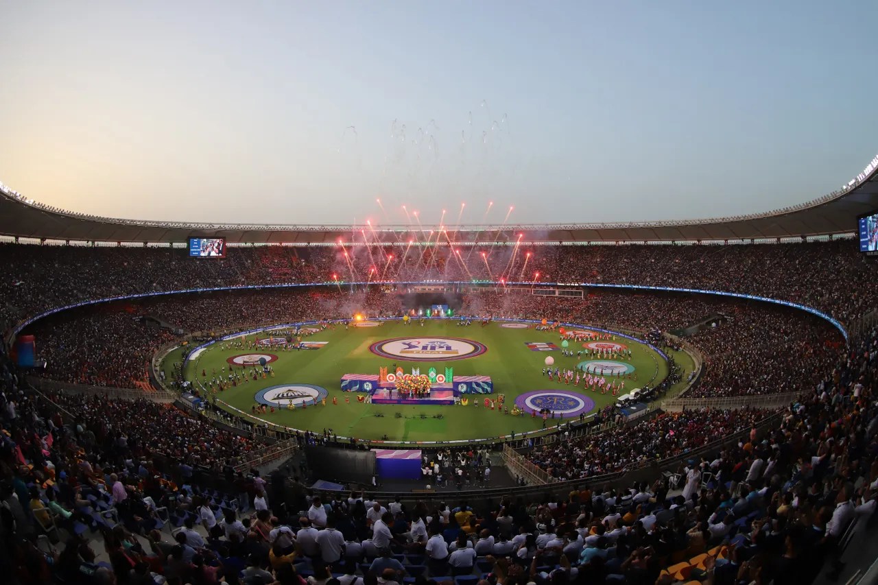 IPL Centralised Merchandising: GREAT news for fans, BCCI plan to sell merchandise of all 10 IPL teams centrally, Organisers also promise upgradation of infrastructure to TEAMS at IPL venue - Follow IPL 2023 LIVE Updates