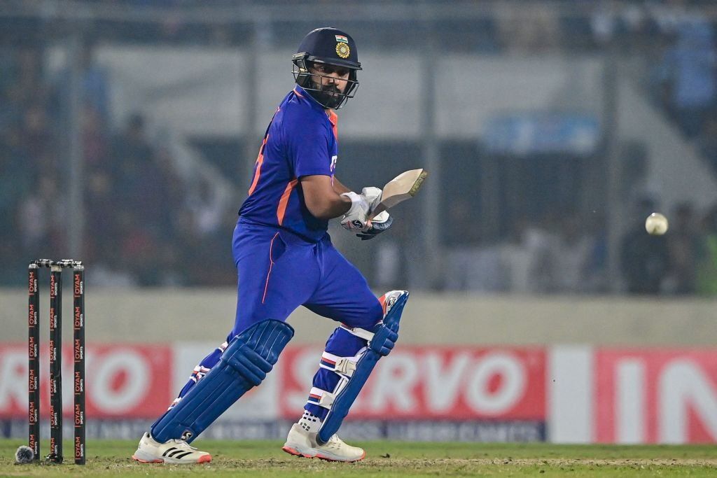 Rohit Sharma Injured: BRAVE Captain Rohit Sharma fights VALIANTLY with DISLOCATED finger against Bangladesh, smashes 27-ball 50 batting at No 9 in 2nd ODI - Watch Highlights