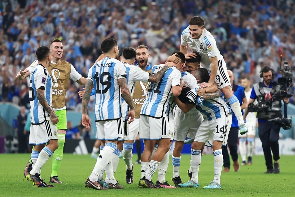 Fifa world cup boxer saul canelo alvarez praises argentina skipper