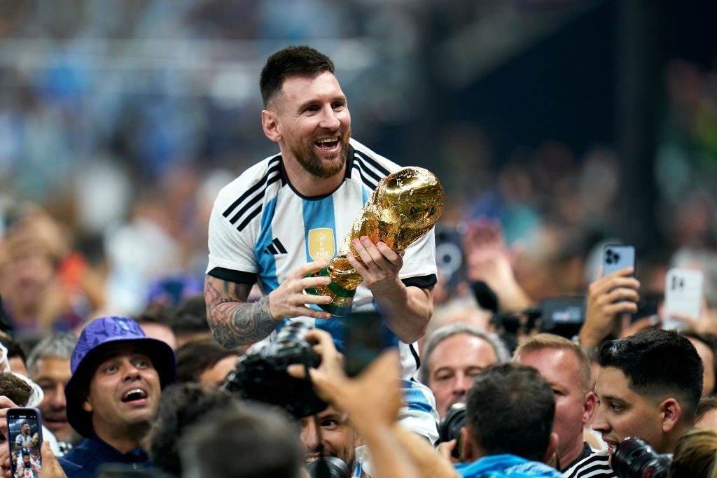 Argentina WC Champions, Lionel Messi World Cup win, Sachin Tendulkar 2011 world Cup, Sachin congratulates Messi, Messi wins World Cup, Argentina World Champions