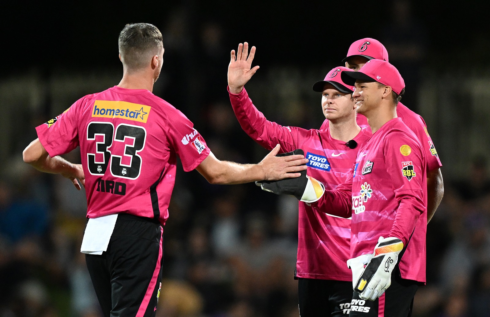 BBL Playoffs LIVE Sydney Thunder vs Brisbane Heat in Eliminator, Perth Scorchers in qualifier, Renegades in KNOCKOUT Follow BBL 2023 Live